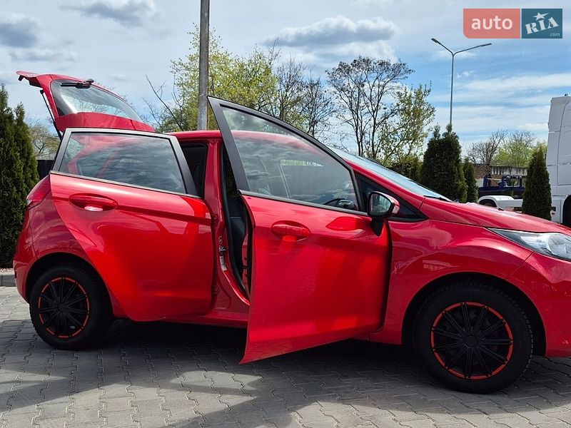 Хетчбек Ford Fiesta 2010 в Одесі