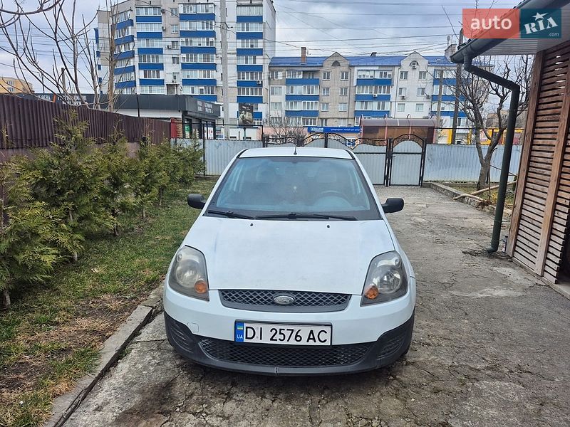 Хэтчбек Ford Fiesta 2007 в Каменец-Подольском