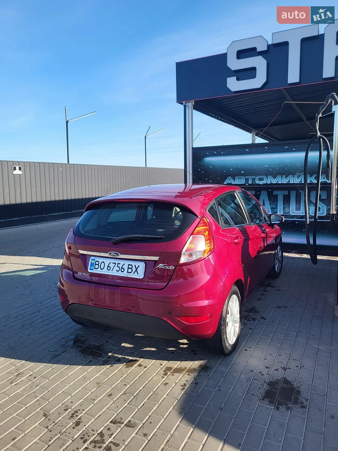 2012 Ford Fiesta - мініатюра 8