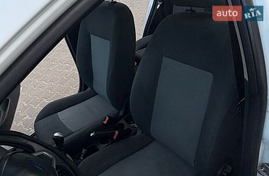 Хэтчбек Ford Fiesta 2010 в Луцке
