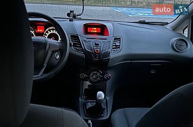 Хэтчбек Ford Fiesta 2010 в Луцке