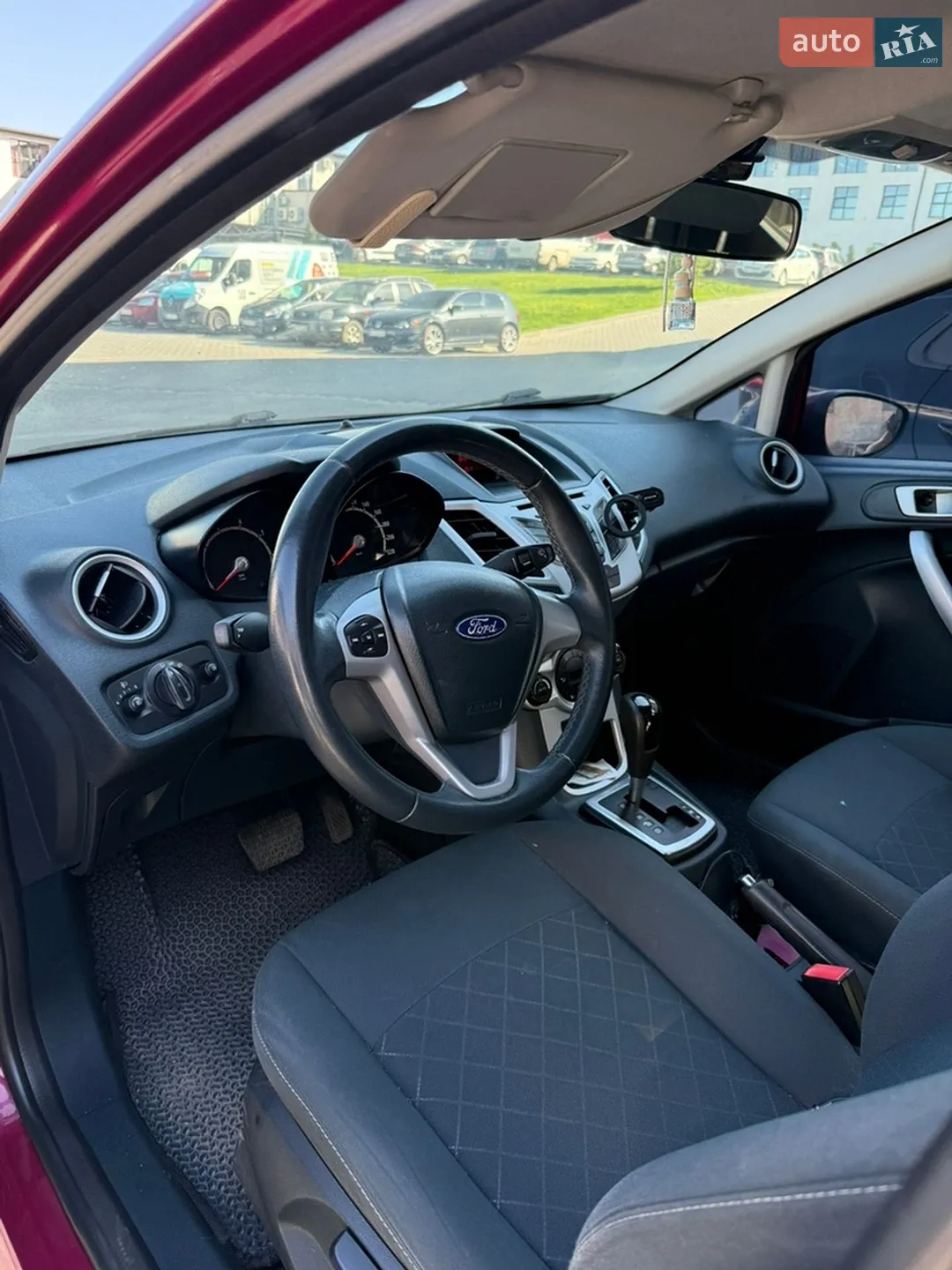 2012 Ford Fiesta - мініатюра 11