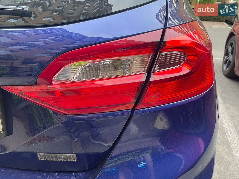 Хэтчбек Ford Fiesta 2017 в Киеве