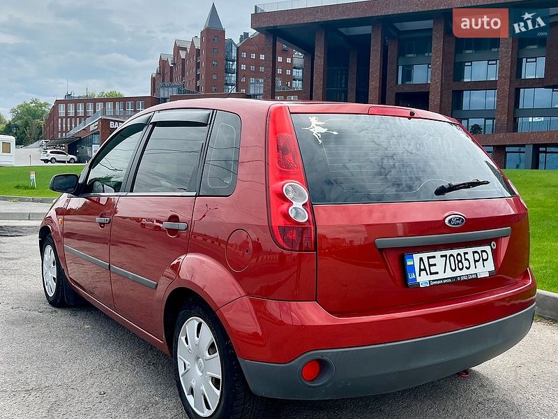 Хэтчбек Ford Fiesta 2007 в Днепре