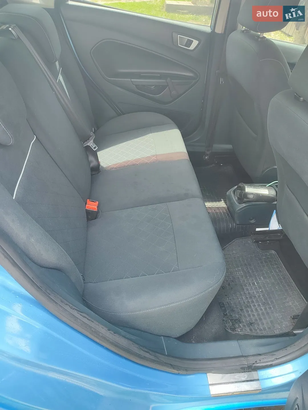 2012 Ford Fiesta - мініатюра 9