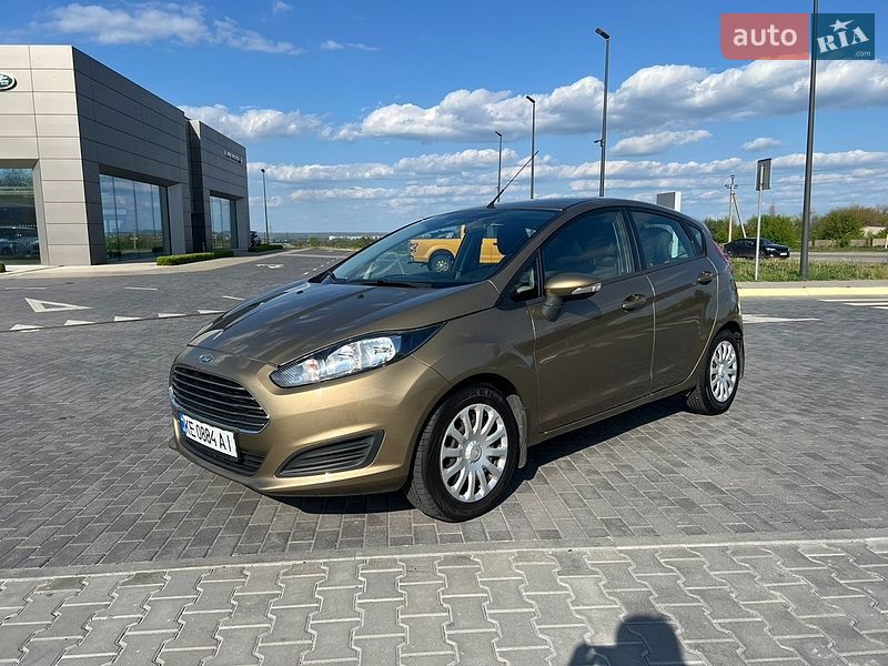 Хетчбек Ford Fiesta 2013 в Дніпрі