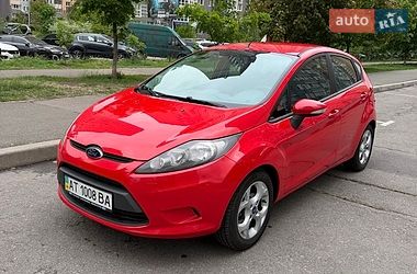 Хетчбек Ford Fiesta 2012 в Києві