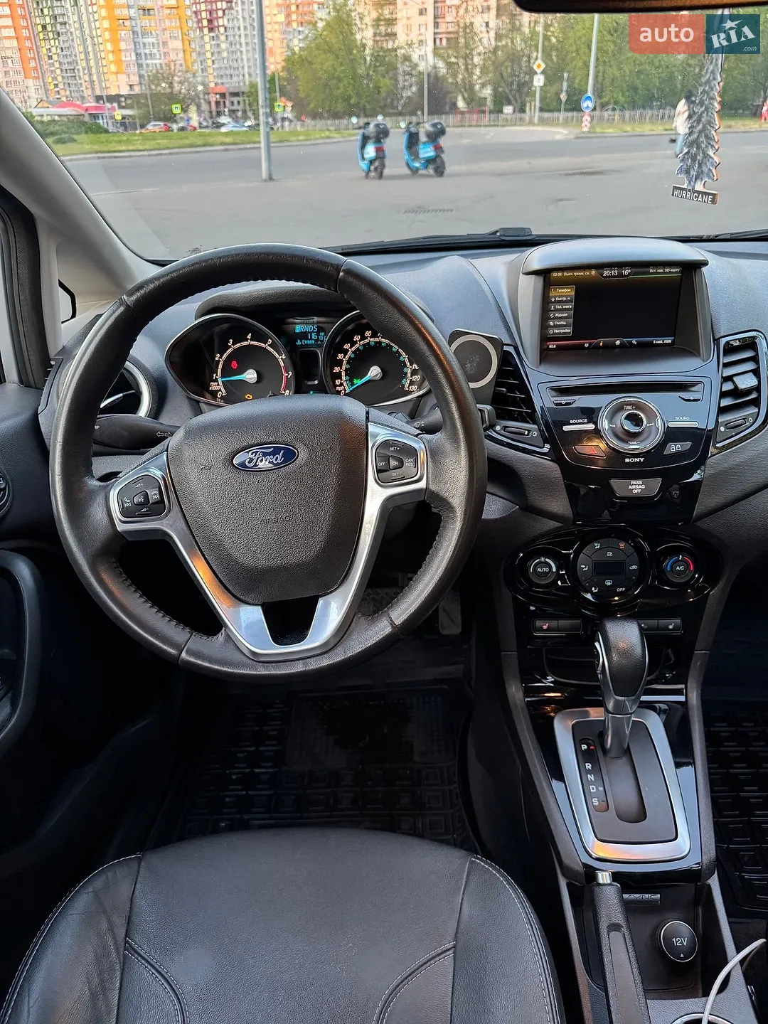 2014 Ford Fiesta - мініатюра 21