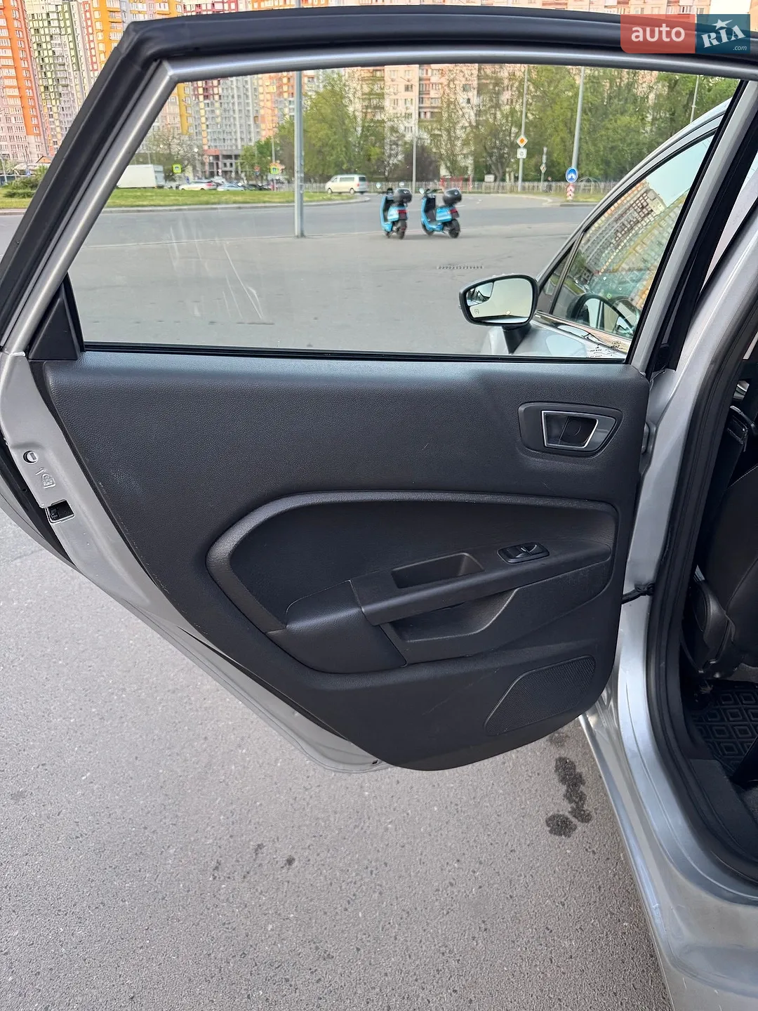 2014 Ford Fiesta - мініатюра 30