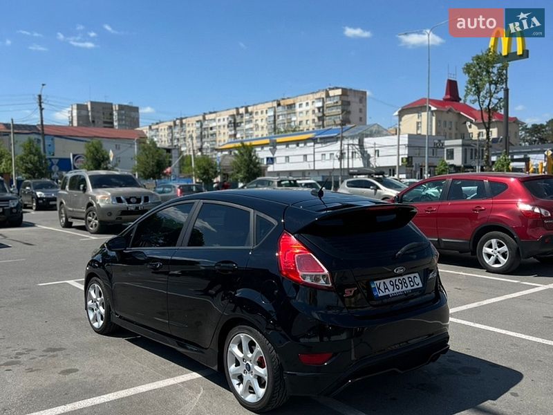 Хэтчбек Ford Fiesta 2019 в Киеве