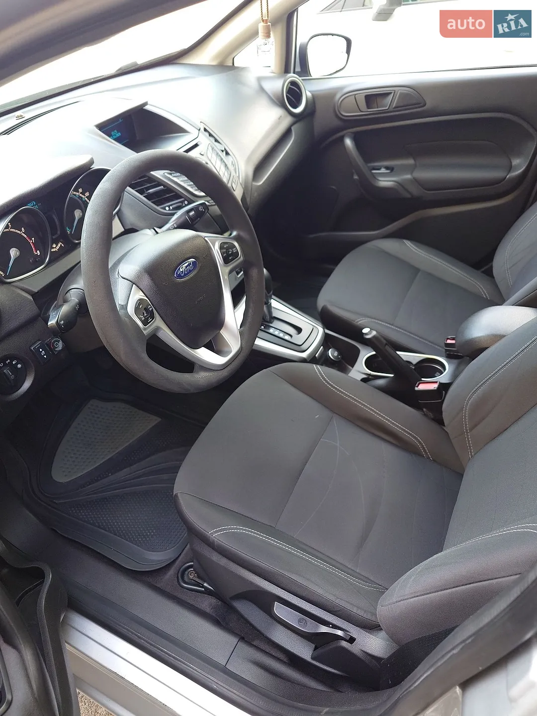 2017 Ford Fiesta - мініатюра 7