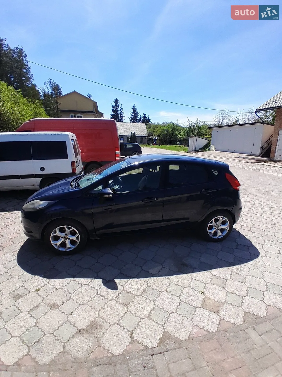 2010 Ford Fiesta - мініатюра 4