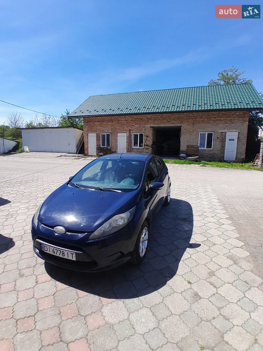 2010 Ford Fiesta - мініатюра 2