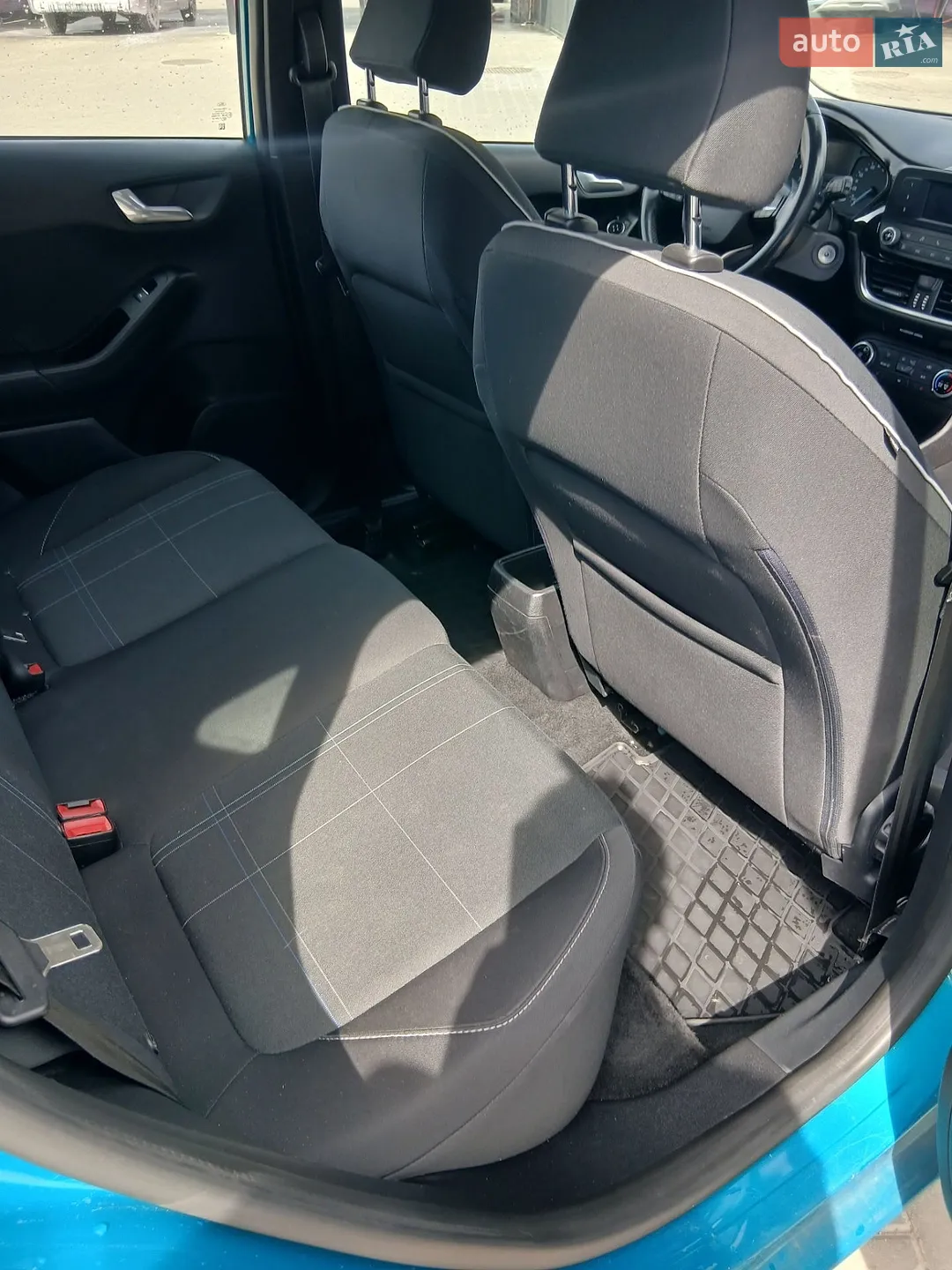 2018 Ford Fiesta - мініатюра 16