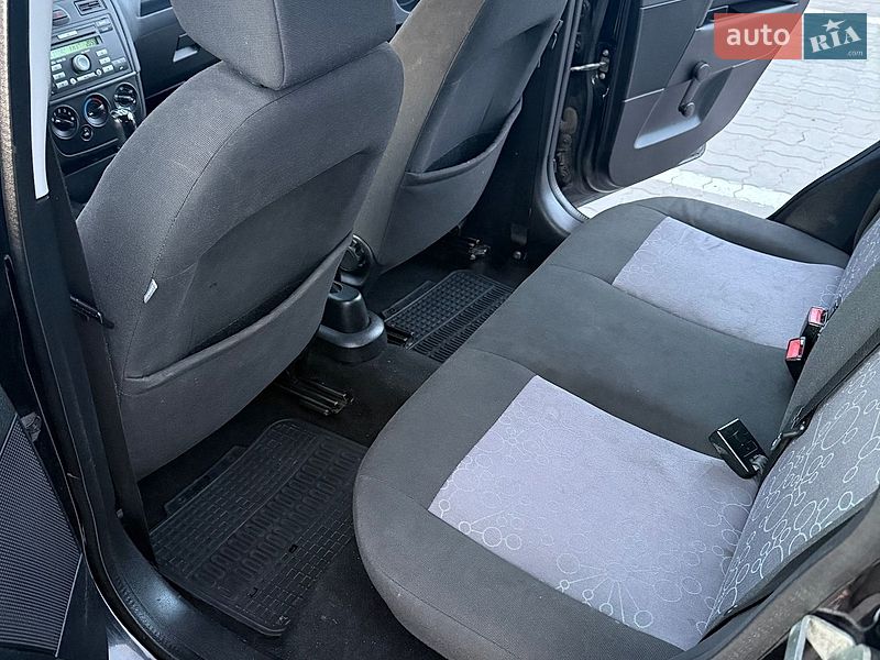 Хетчбек Ford Fiesta 2007 в Володимирі фото 11 Хетчбек Ford Fiesta 2007 в Володимирі