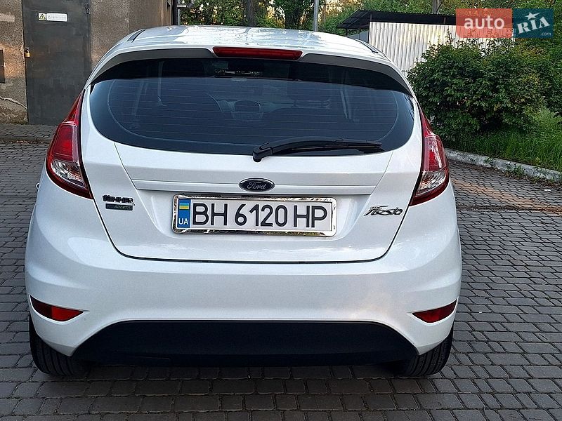 Хетчбек Ford Fiesta 2016 в Одесі