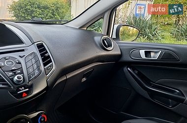 Хетчбек Ford Fiesta 2016 в Одесі