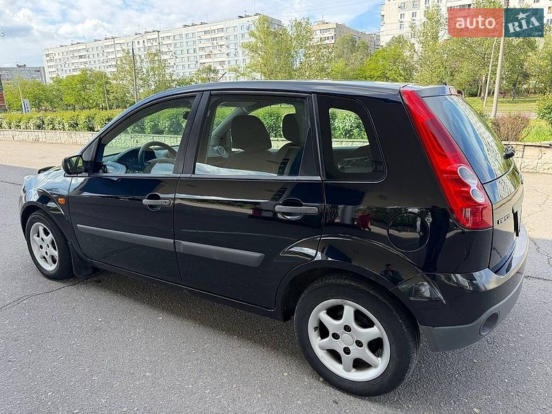 Хетчбек Ford Fiesta 2008 в Запоріжжі