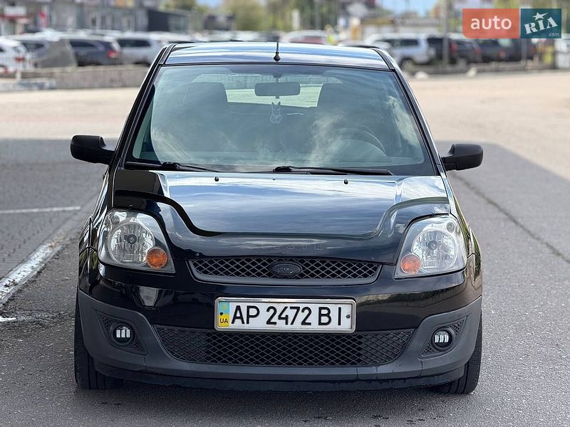 Хетчбек Ford Fiesta 2008 в Запоріжжі