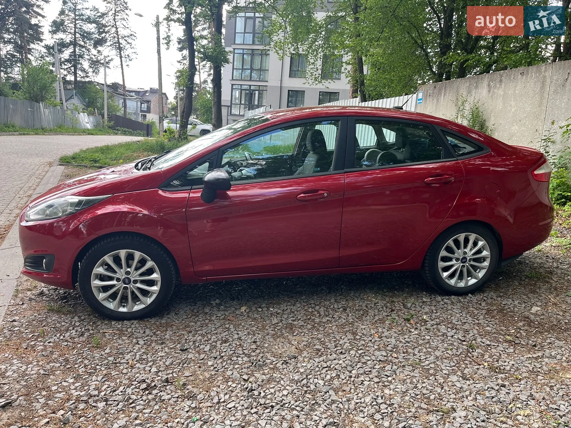 2013 Ford Fiesta - мініатюра 8