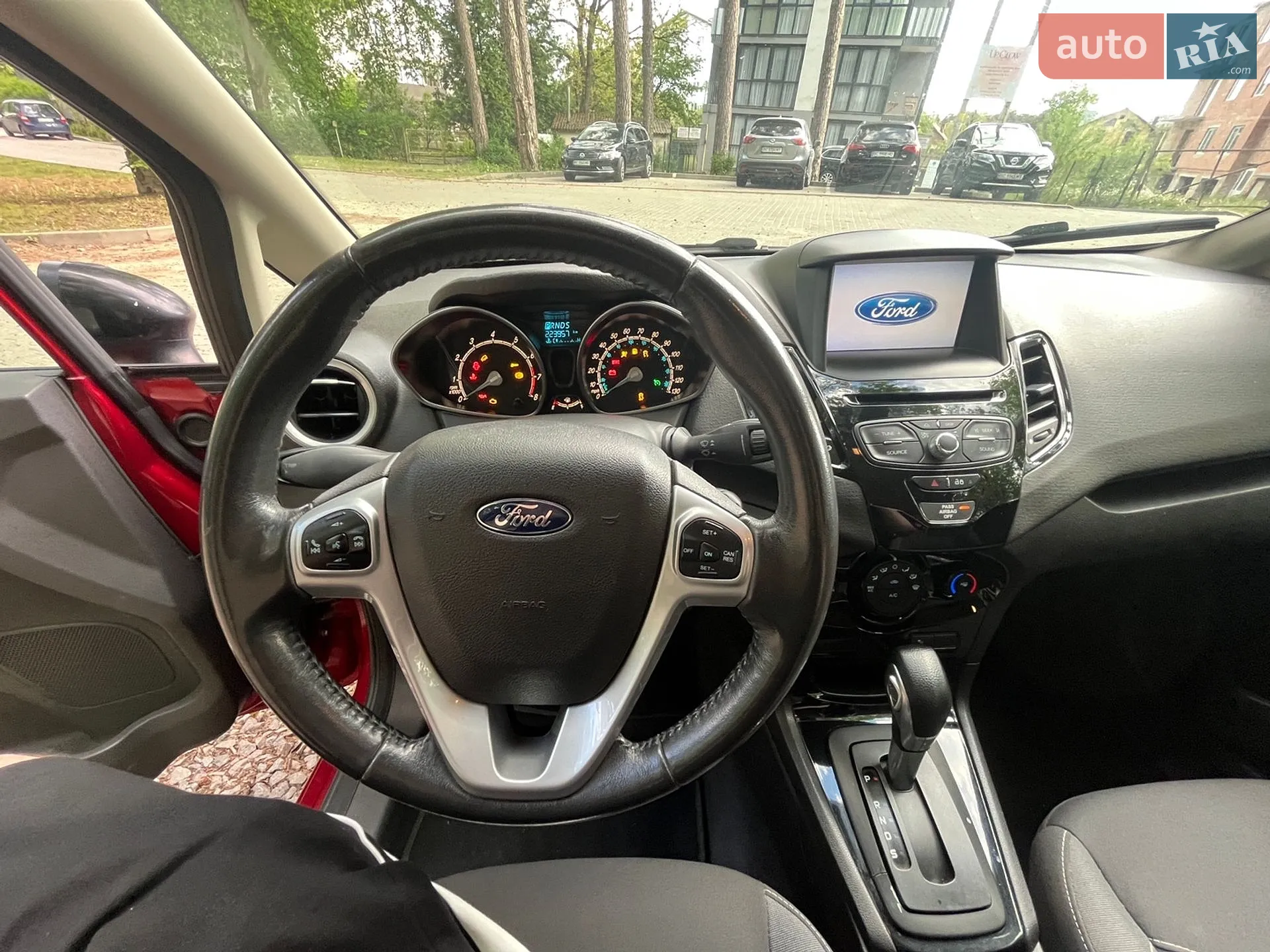 2013 Ford Fiesta - мініатюра 15