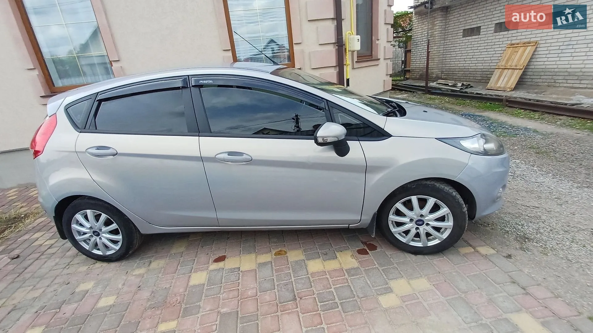 2011 Ford Fiesta - мініатюра 5