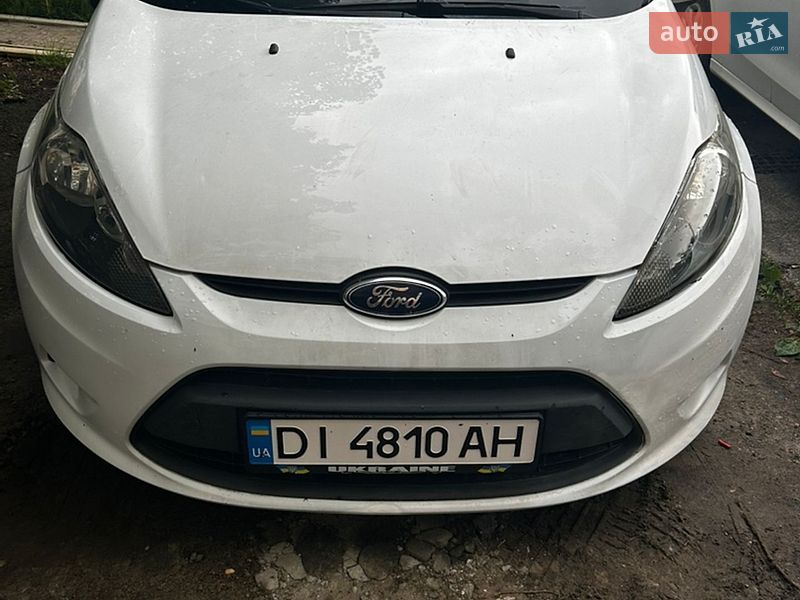 Хэтчбек Ford Fiesta 2011 в Киеве