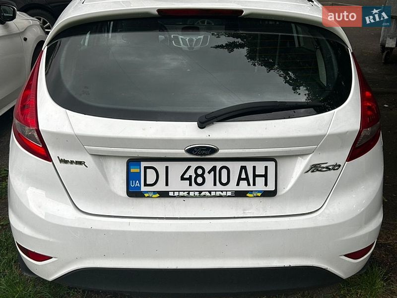 Хэтчбек Ford Fiesta 2011 в Киеве
