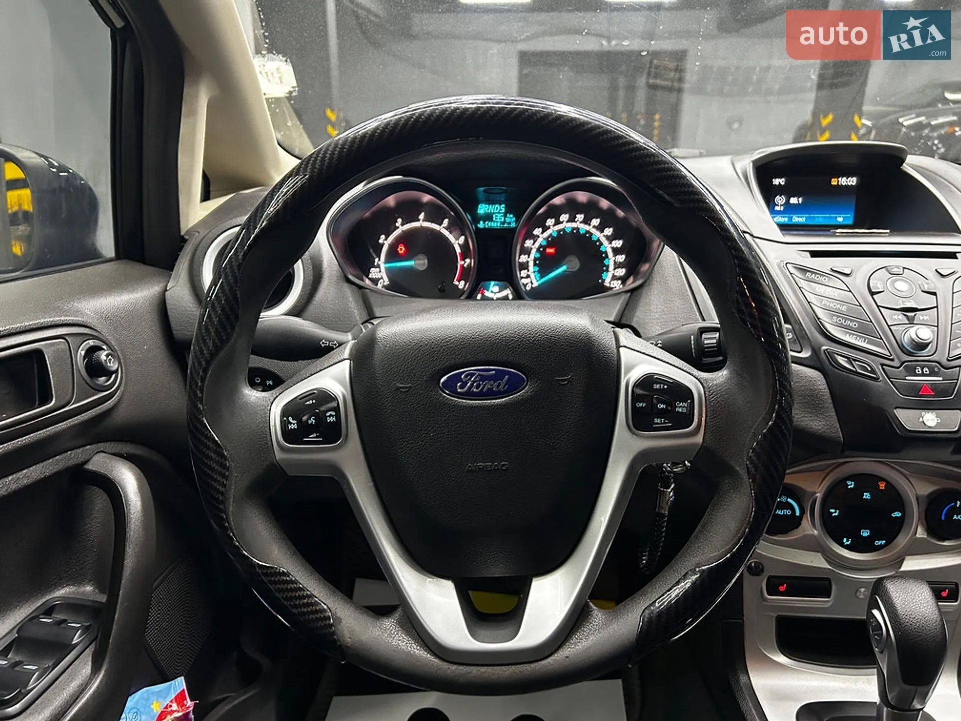 2019 Ford Fiesta - мініатюра 18