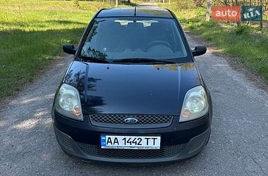 Хэтчбек Ford Fiesta 2007 в Золотоноше
