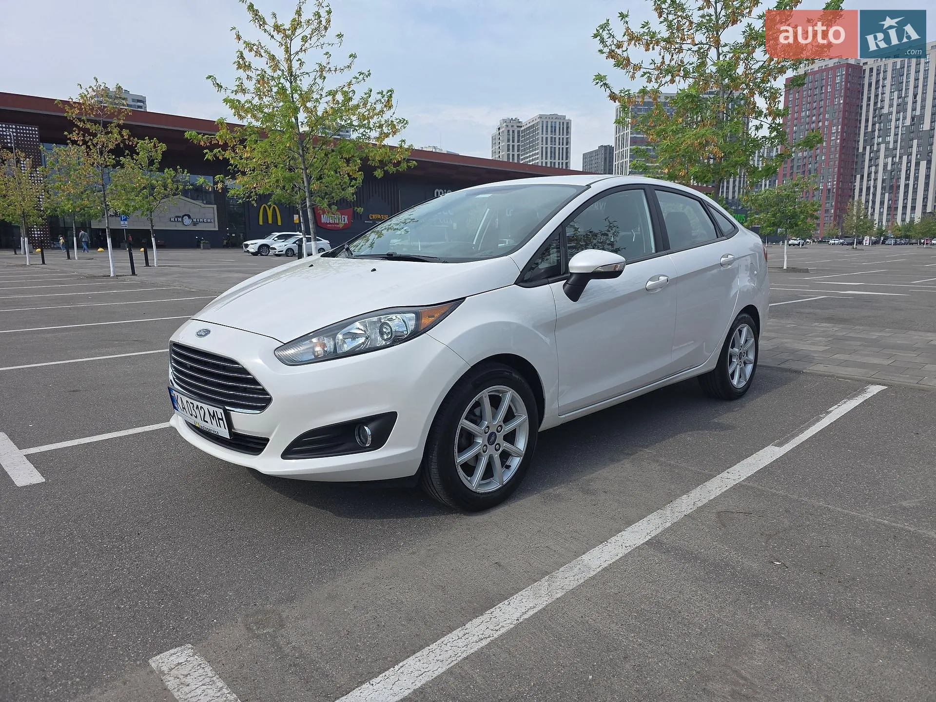 2019 Ford Fiesta - фото 1
