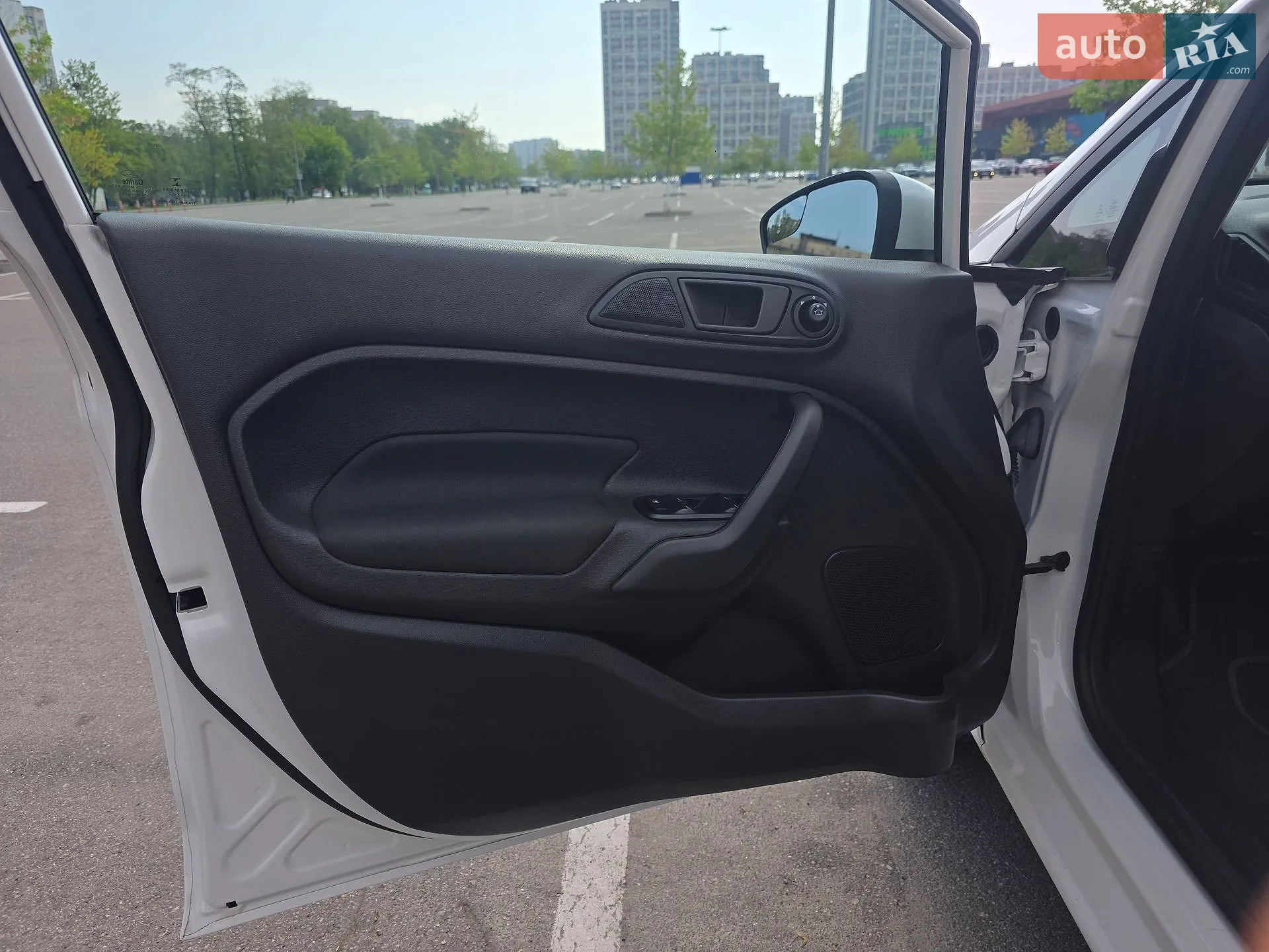 2019 Ford Fiesta - мініатюра 22