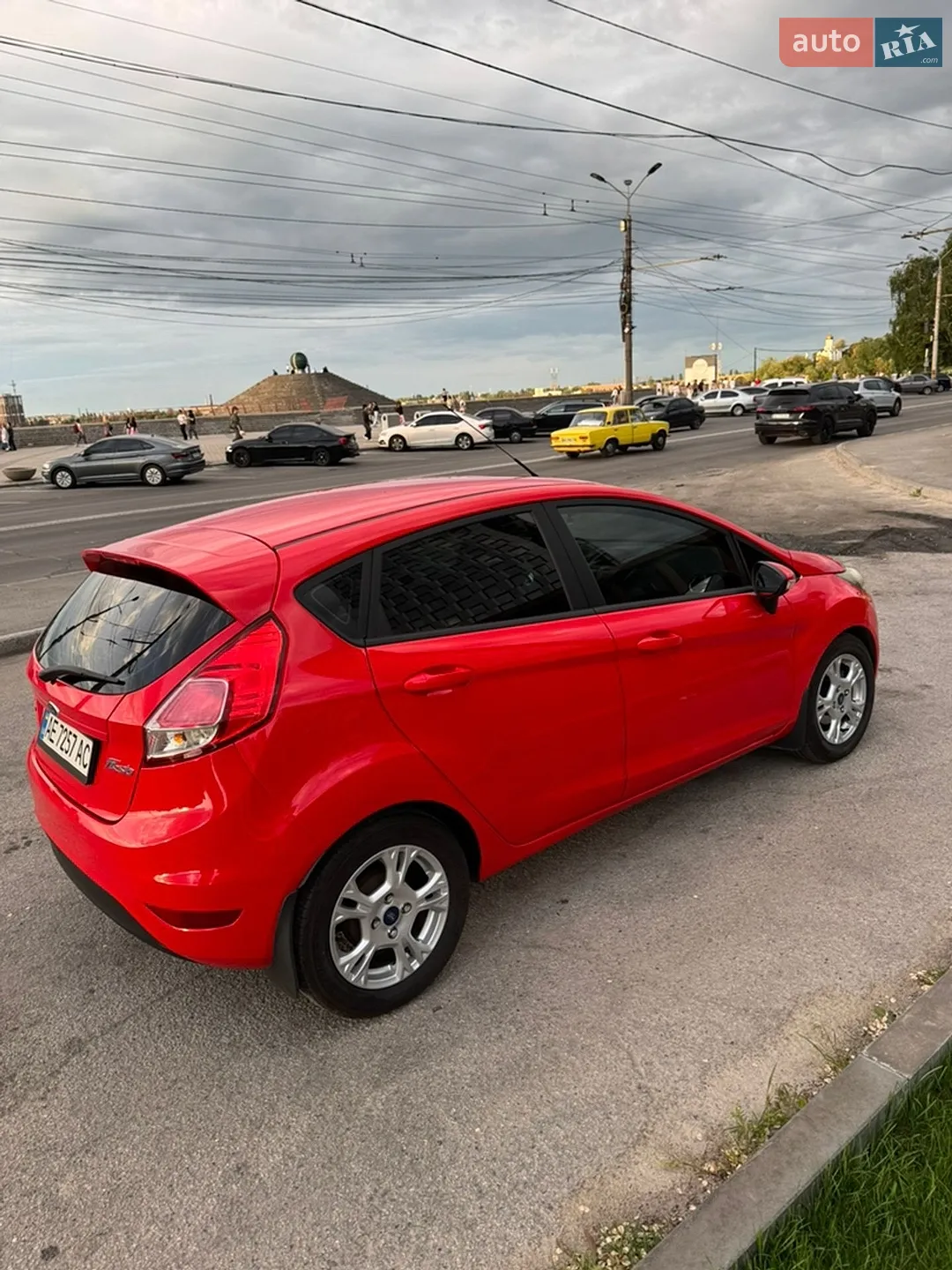 2014 Ford Fiesta - мініатюра 8