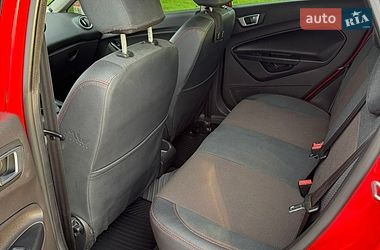 Хэтчбек Ford Fiesta 2014 в Днепре