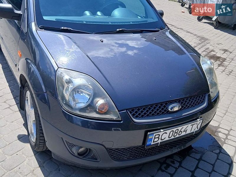 Хетчбек Ford Fiesta 2008 в Львові