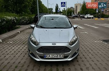 Седан Ford Fiesta 2017 в Киеве