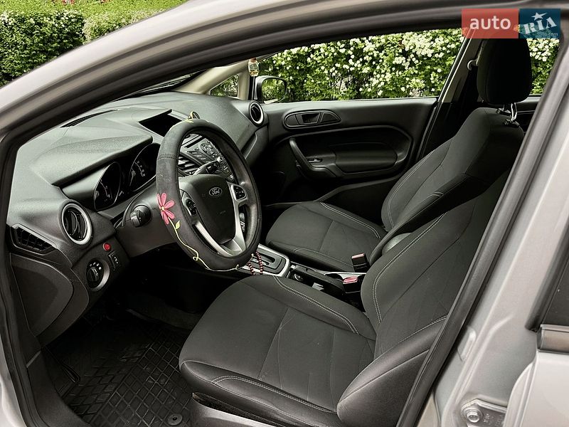 Седан Ford Fiesta 2017 в Києві