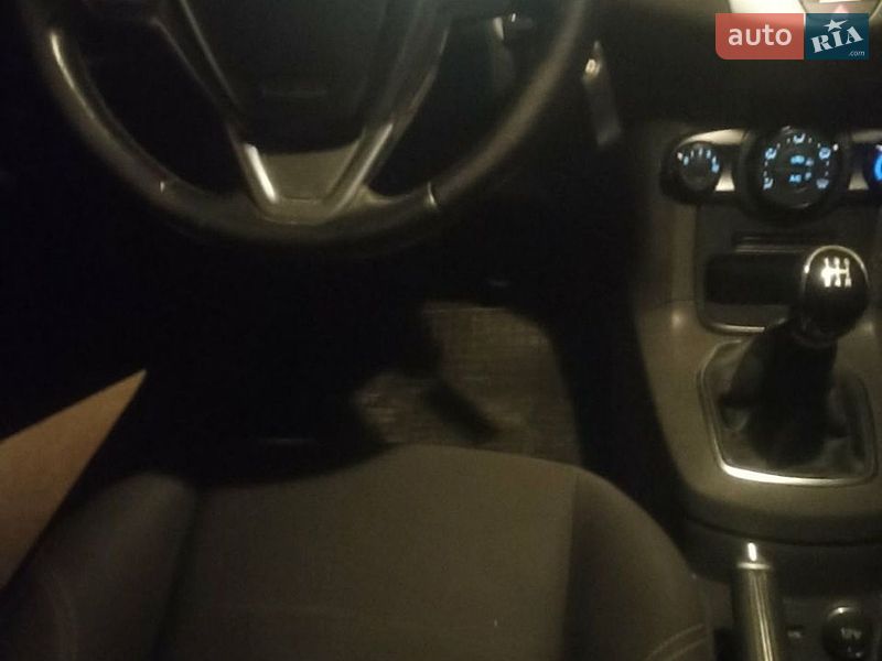 Хэтчбек Ford Fiesta 2015 в Одессе