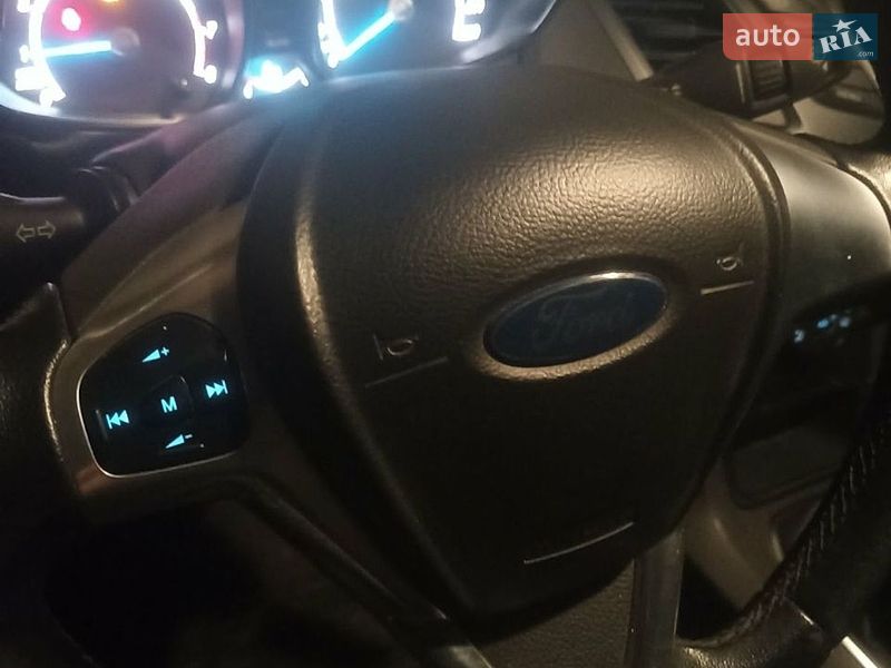 Хэтчбек Ford Fiesta 2015 в Одессе
