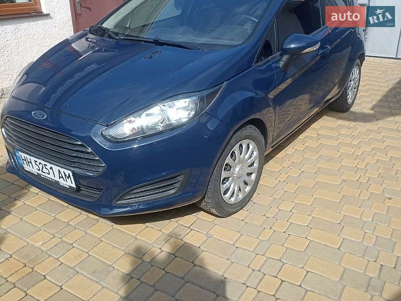 Хэтчбек Ford Fiesta 2015 в Одессе