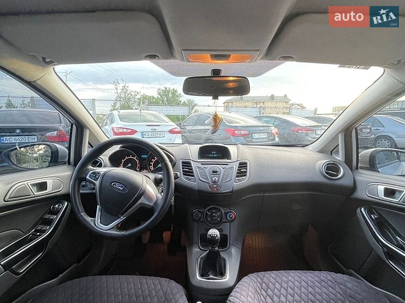 Хетчбек Ford Fiesta 2013 в Софіївській Борщагівці