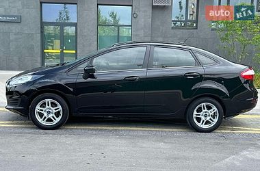 Седан Ford Fiesta 2018 в Києві