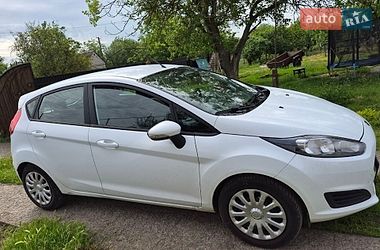 Хетчбек Ford Fiesta 2016 в Кам'янському