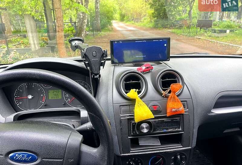 Хетчбек Ford Fiesta 2007 в Києві