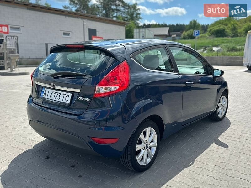 Хетчбек Ford Fiesta 2009 в Ірпені
