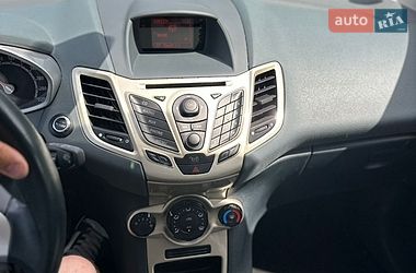 Хетчбек Ford Fiesta 2009 в Ірпені