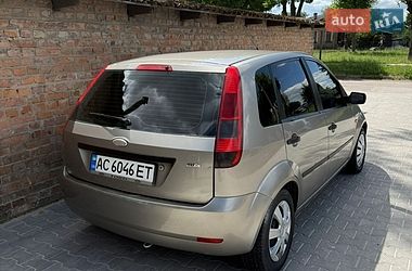 Хетчбек Ford Fiesta 2002 в Нововолинську