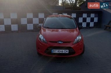 Хэтчбек Ford Fiesta 2012 в Староконстантинове