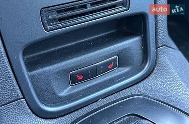 Хэтчбек Ford Fiesta 2017 в Киеве