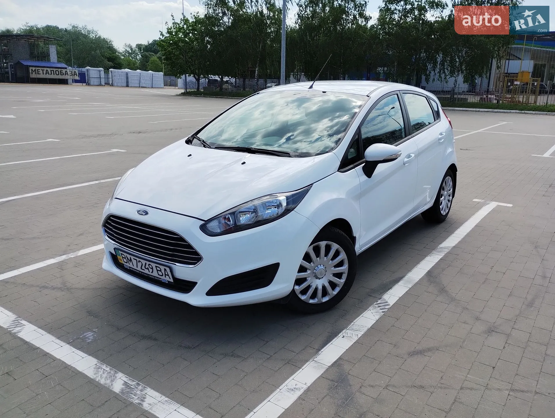 2013 Ford Fiesta - фото 1